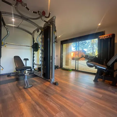 Сasa de vacaciones Privé 2personnes Avec Piscine, Sauna, Salle De Sport Les Eyzies